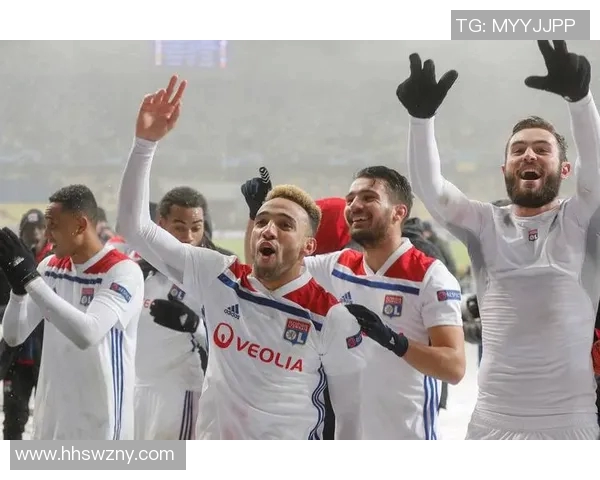 CA坦波利与科隆的精彩对决揭示了足球战术的魅力与团队合作的重要性